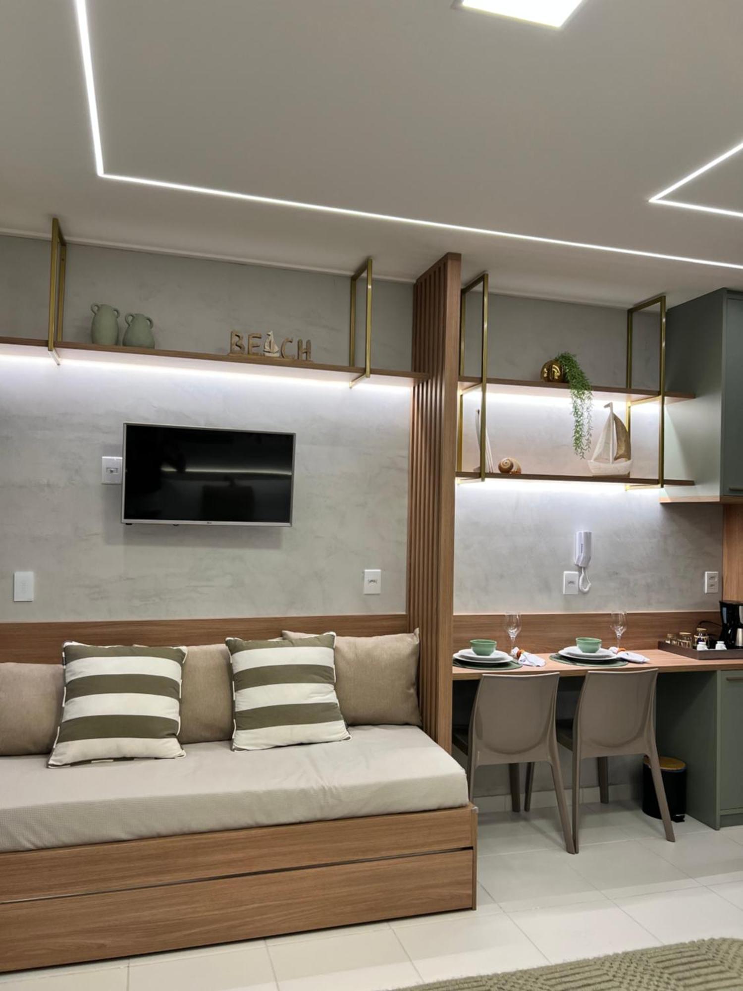 Flat Inteligente A311 - Makia Muro Alto